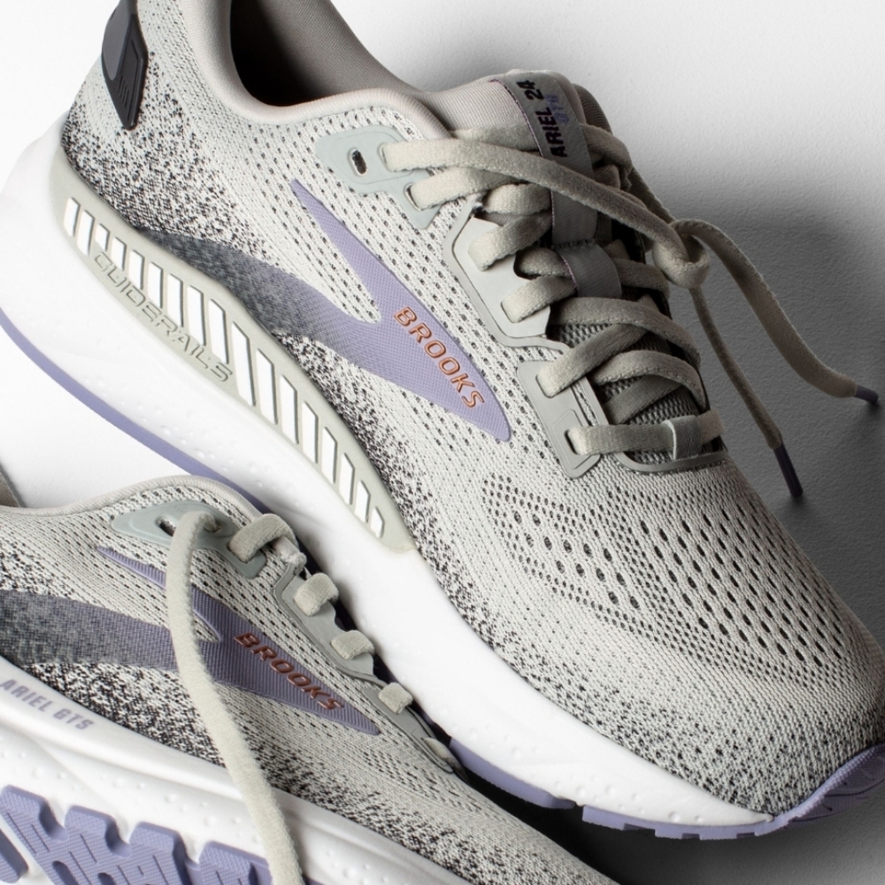 Brooks Women’s Ariel 24 Running Shoes — Light Gray with Lavender Accents